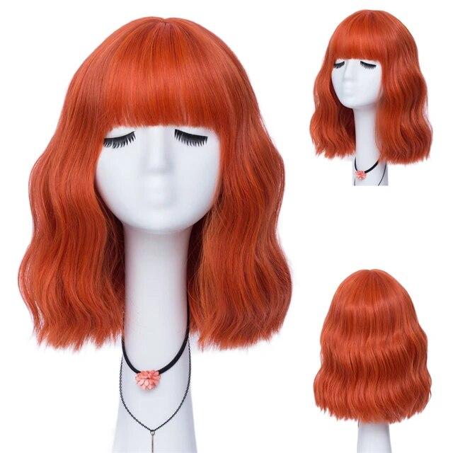 Kurze lockige blaue Bobo-Synthetik-Cosplay-Perücken für Frauen, Orange, Rot, Grün, natürliches hitzebeständiges Haar mit Pony für Mädchen