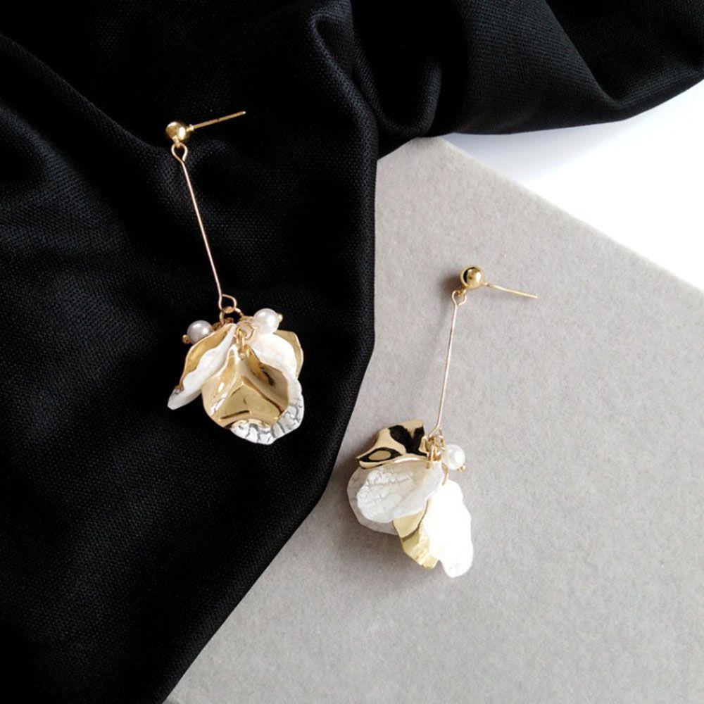 Elegant Trendy Korean Hanging Petals Flower Stud Earrings Dangle Earrings Drop Earrings Jewelry