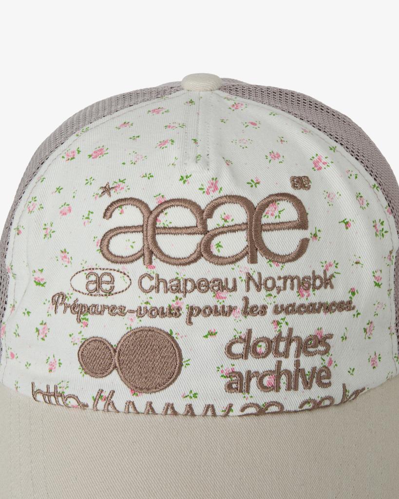 Eiieii Web Logo Flower Mesh Cap [White/Beige]