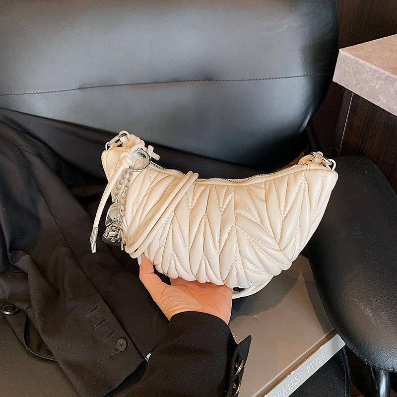 Niche Embroidery Thread Bag Women's New Fashion Messenger Bag Versatile Single Shoulder Underarm Dumpling Bag Croissant Bag