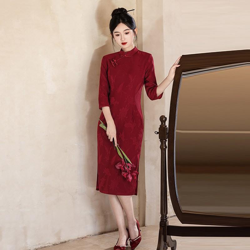 Womens Modern Cheongsam Dress With Stand Collar Design Slim Fit Long Sleeve Fall Outfit In Red Pink Black Small