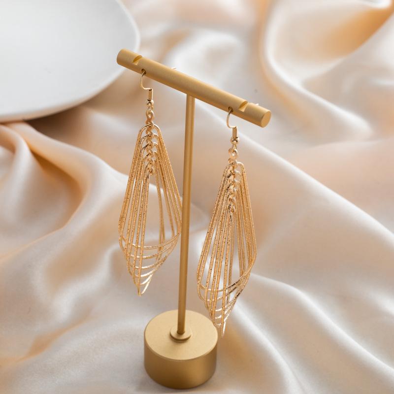 Minimalist Hollow Drop Earrings Vintage Geometric Dangle Earrings Fashionable Statement Jewelry
