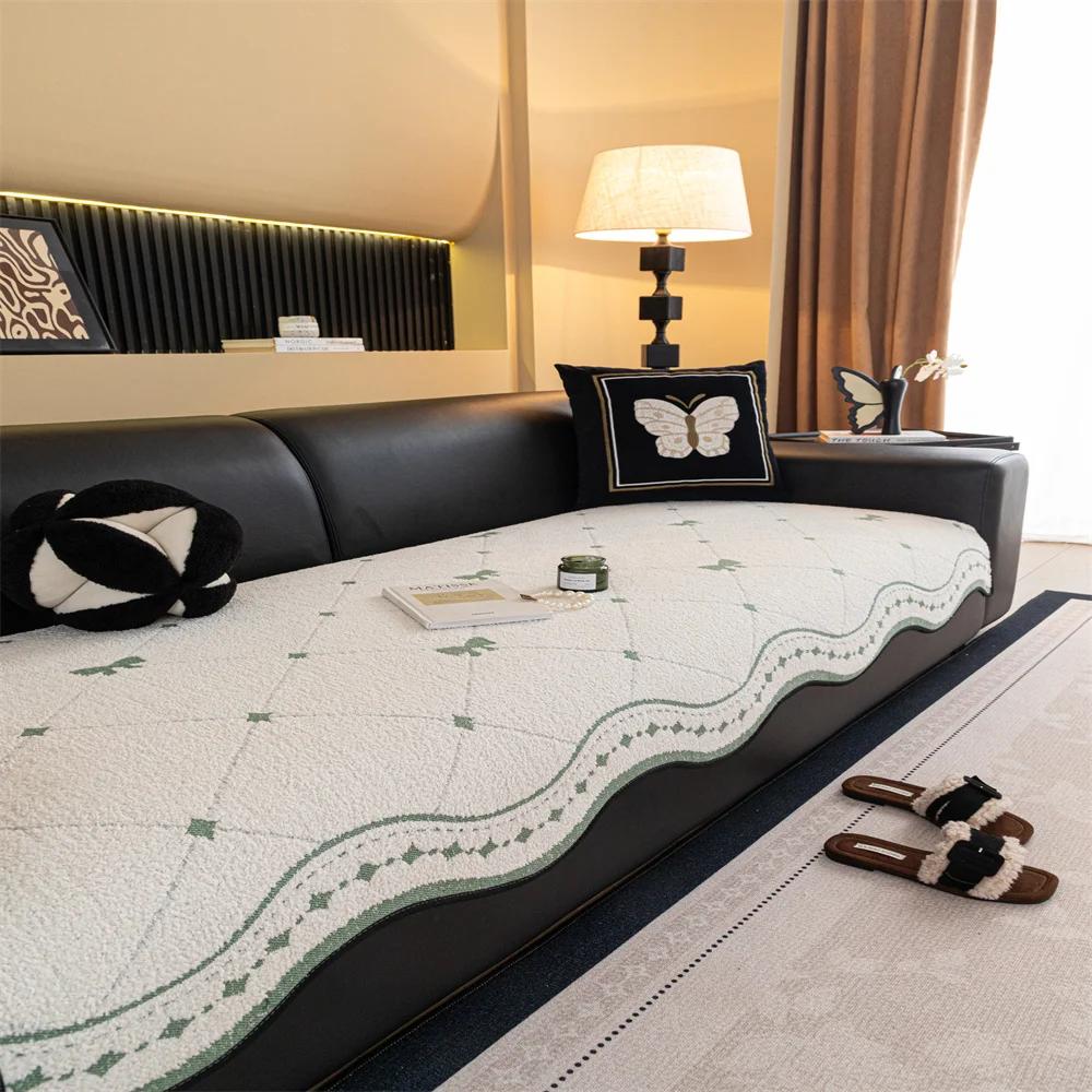 

New Special-shaped Sofa Cushion Autumn and Winter Thickened Half-side Velvet Cushion Straight Row Non-slip Sofa Cover 70x70cm