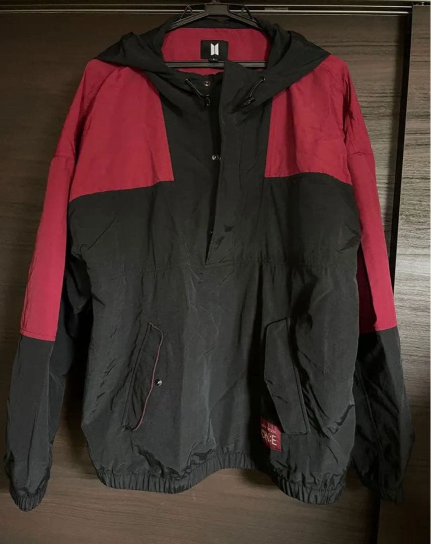 

[USED] BTS ANORAK Windbreaker MOS