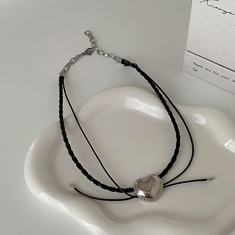 Double-Layer Leather Love Pendant Necklace Female Niche Design Sense Simple Personality Light Luxury Versatile Neck Chain Collarbone Chain