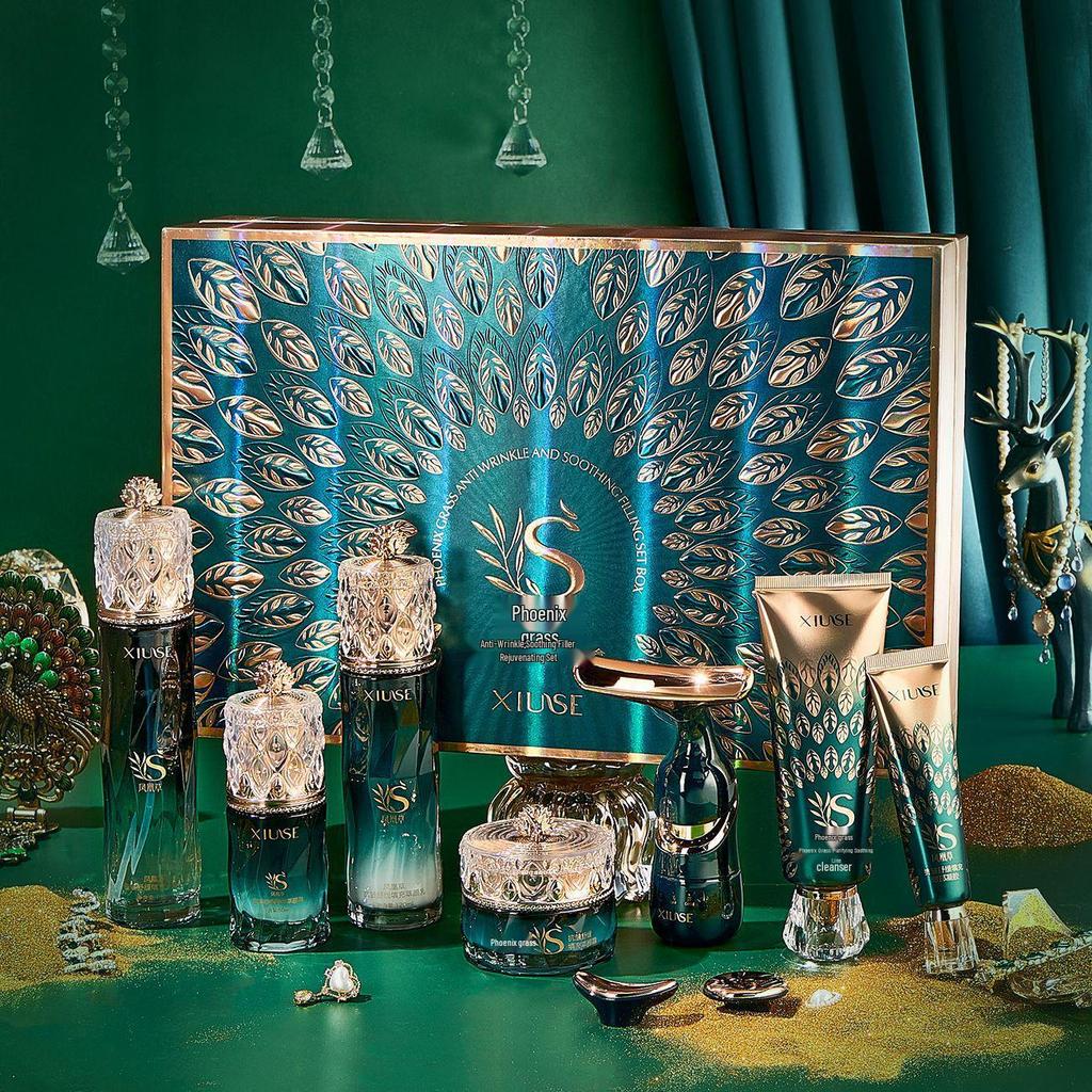 Phoenix Skincare Hydrating & Plumping Six-Piece Set