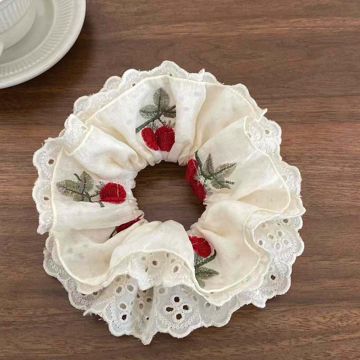 

1 шт. weet Вышитая вишня Четырехслойное кружево Кольцо для волос в виде большого кишечника Элегантная повязка на голову Шарф Заколка для волос, Заколка для волос-пучок Цветочная заколка