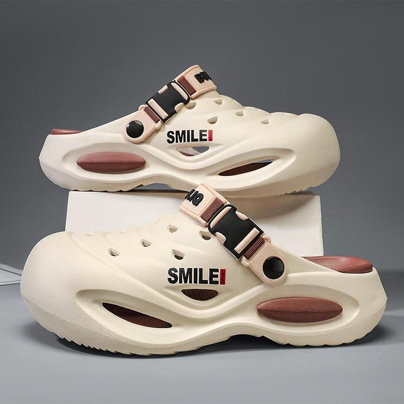 A Pair Of Non-Slip Men S Clogs, New Summer Wear-Resistant And Breathable Outer Wear Men S Beach Shoes 44-45