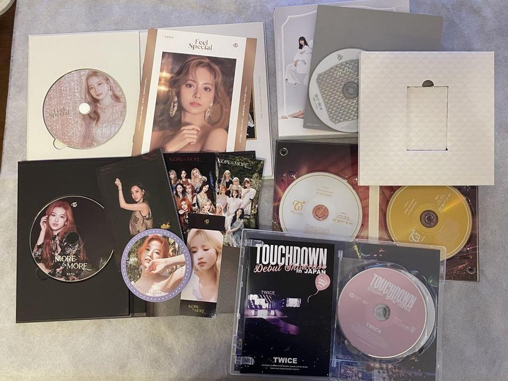 [USED] TWICE Album Goods Set