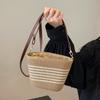 Modemarke Mädchen Kleine Handtasche Einfachheit Stroh Weben Eimer Umhängetasche Umhängetasche Sommer Strand Brieftasche Für Frauen Urlaub