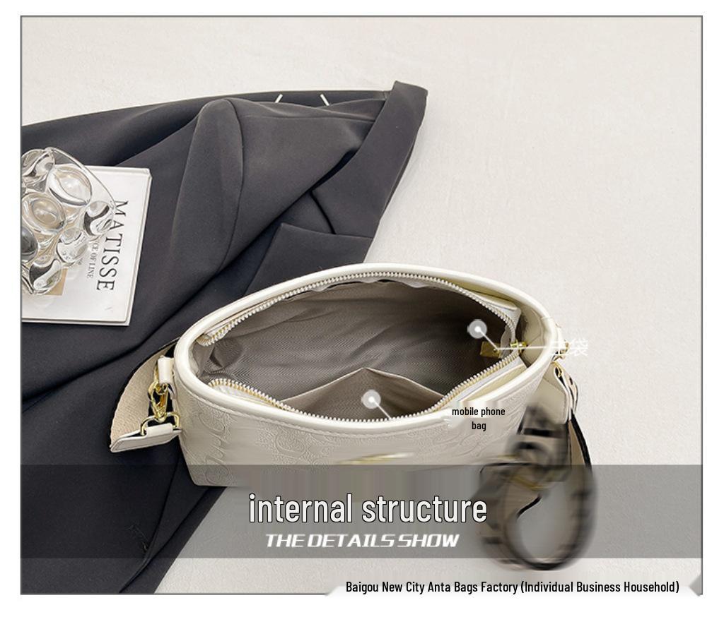 Versatile Women's Handbag: High-End Print with Wide Strap for Shoulder or Crossbody Wear