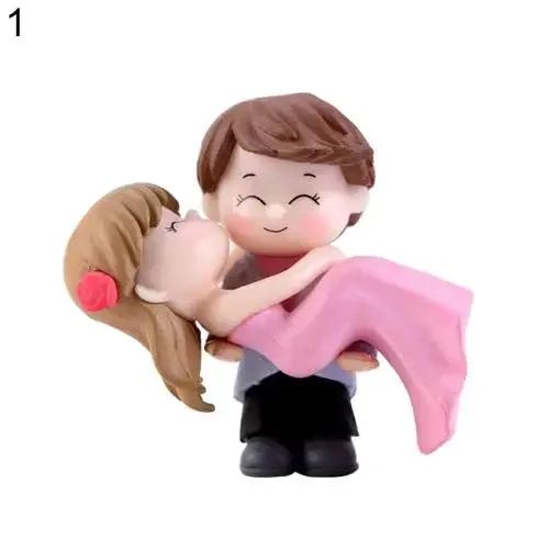 Sweet Couple Bride Groom Model Miniature Figurine Landscape Wedding Figurine Desktop Ornament Home Decor Wedding Gift Garden