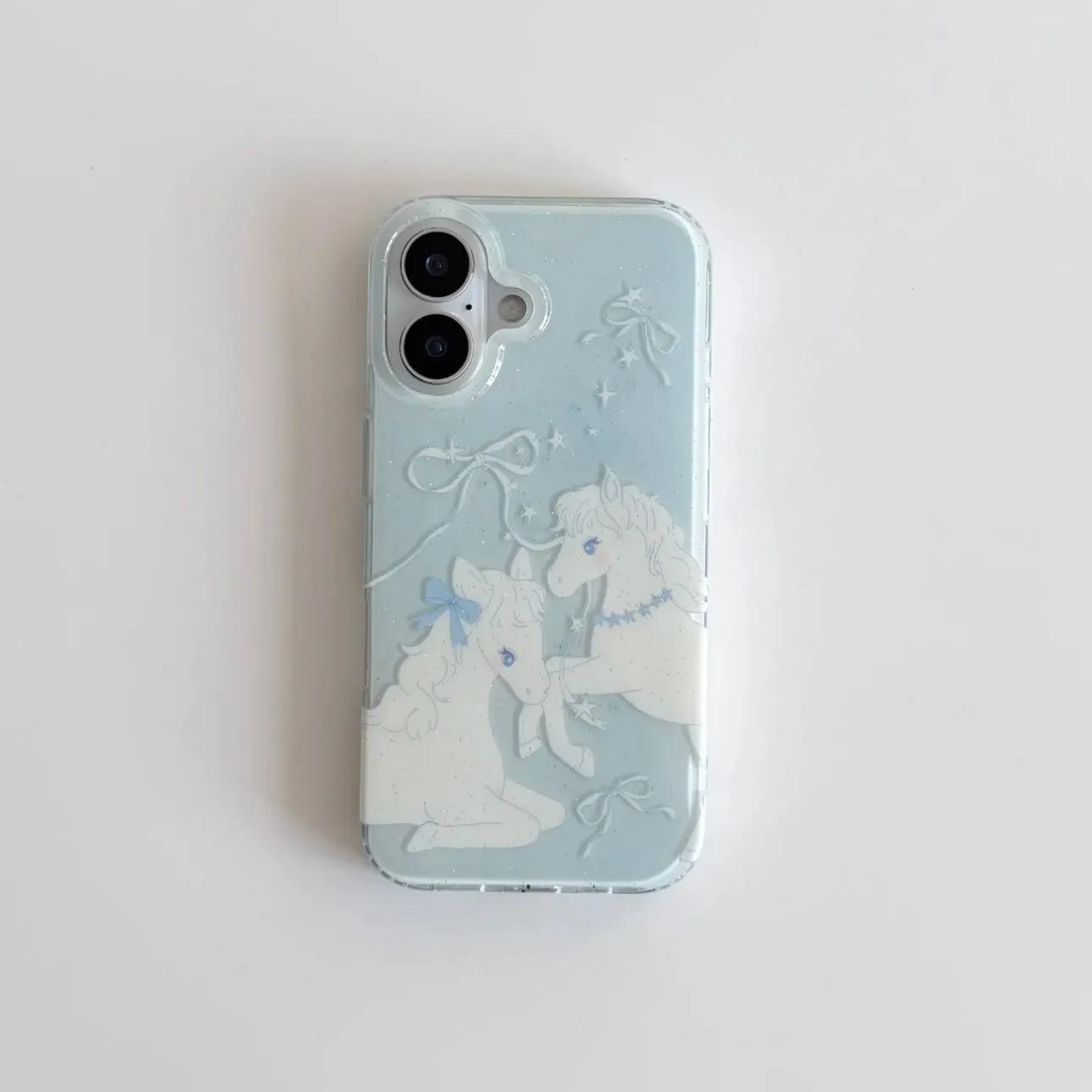 

Корейский Синий Пони Милый Чехол для Телефона для iPhone 17e 17 16e 16 15 14 13 12 11 Pro Max X Xs XR XSMax Air Plus Покрытие с Текстурой Перышка iPhone 11 Pro