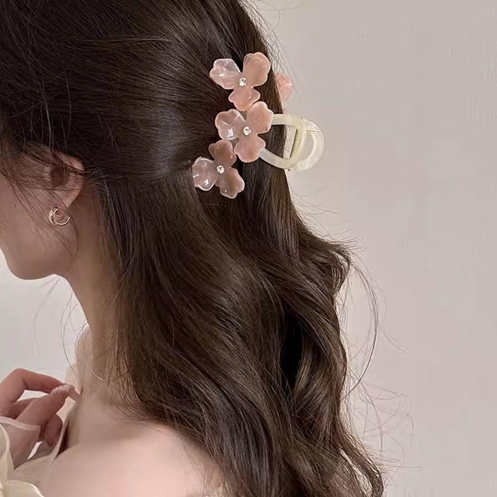 

Large Shark Clip Flower Hair Claw Acrylic Rhinestone Hair Clip Fresh Girl помаранчевий