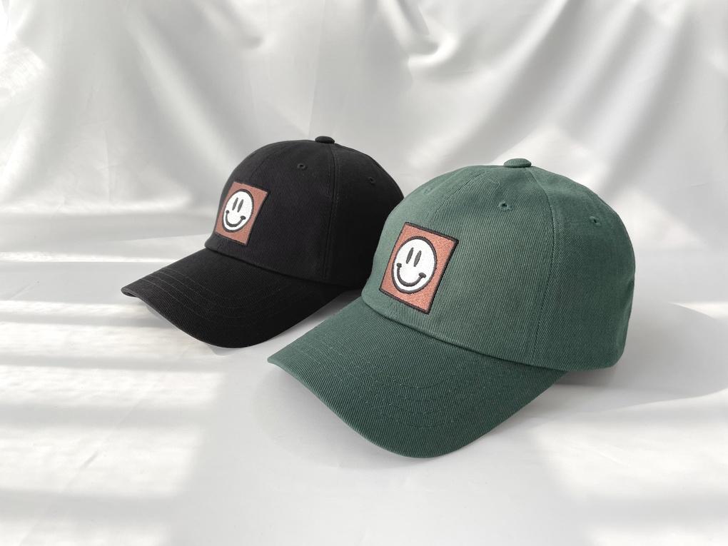 Women's Unisex Smile Logo Ball Cap Basic Cap