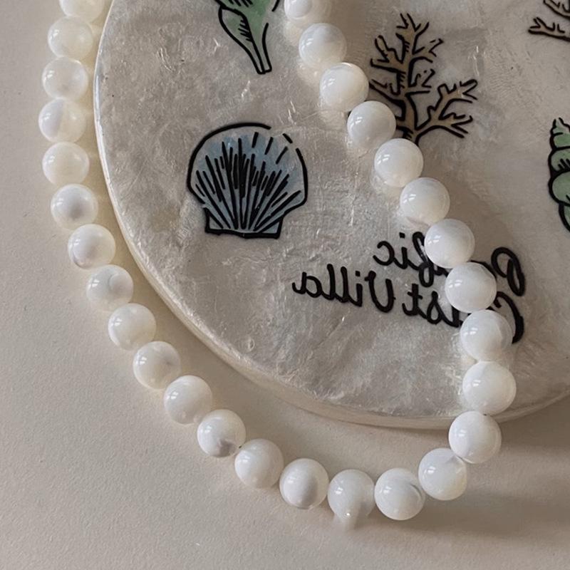 Elegant French Retro Horseshoe & Shell Beaded Choker Necklace for Women