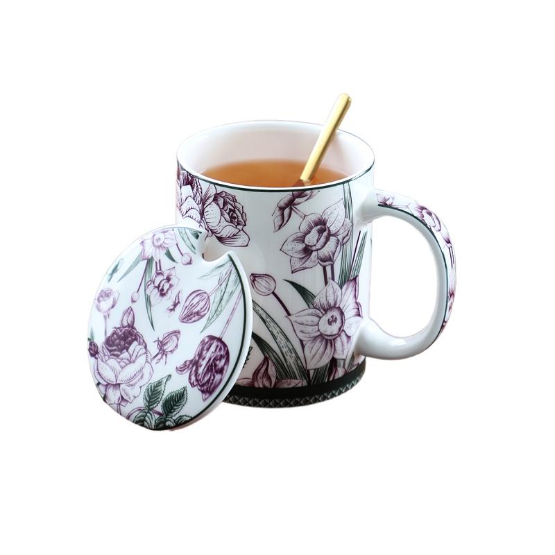 Bone China Kaffeetasse und Untertasse mit Löffel Blumenteetasse Keramik Teetasse Exquisite Teesets für Zuhause Büro