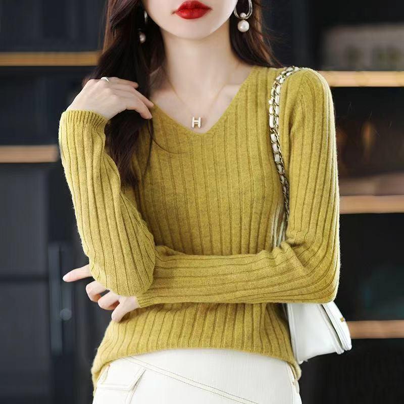 

Autumn/Winter 2025 V-Neck Loose Knit Pullover Sweater: Slimming Fashionable Outerwear XL (suggested 58-63 kg)