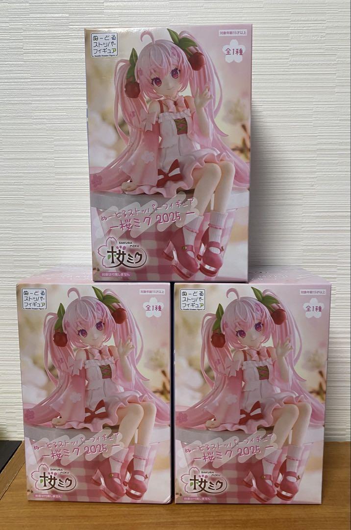 

[USED] Sakura Miku Noodle Stopper Figure Set of 3