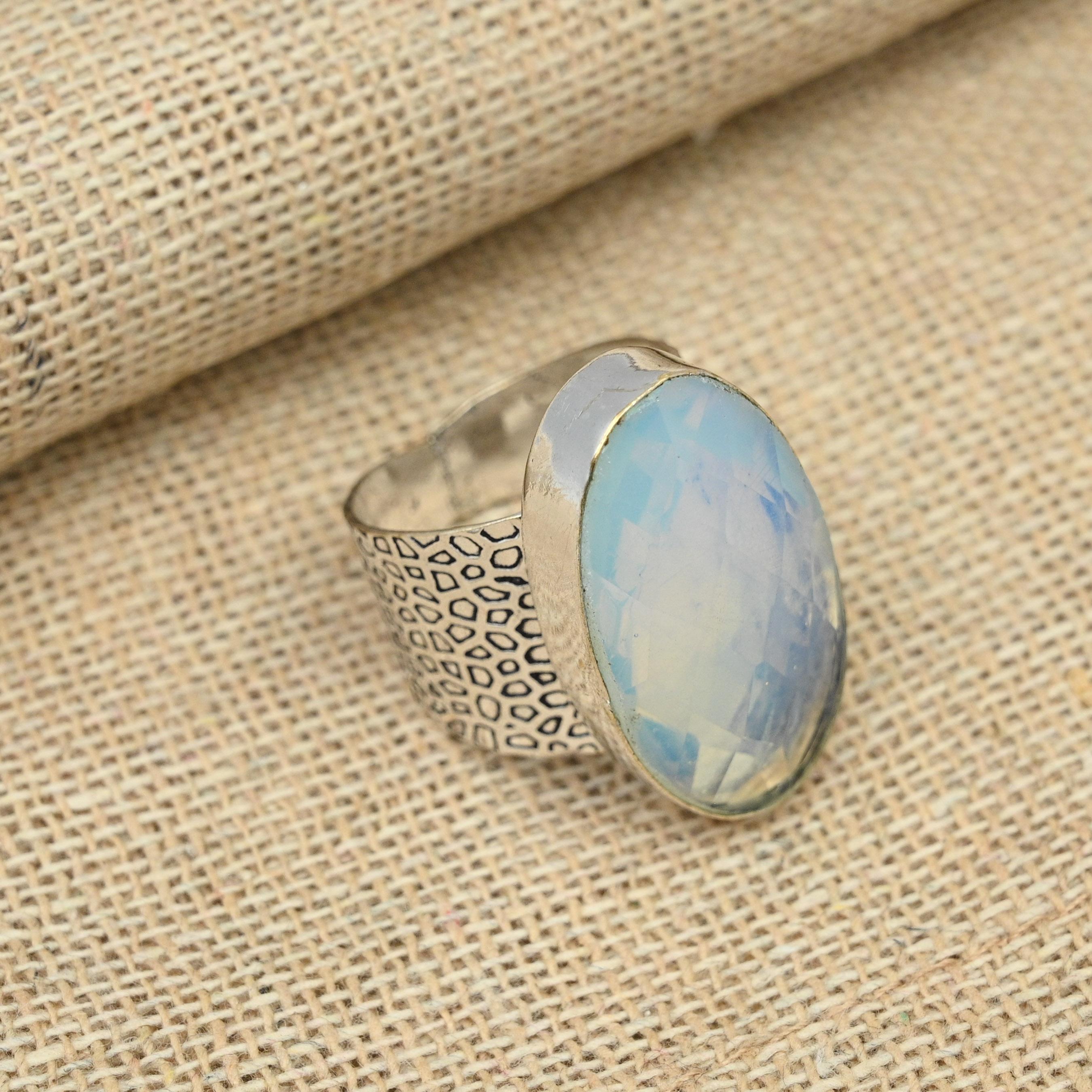 

Прекрасный молочный опал, драгоценный камень, стерлинговое серебро 925 пробы, дизайнерские ювелирные изделия ручной работы, женское кольцо 12