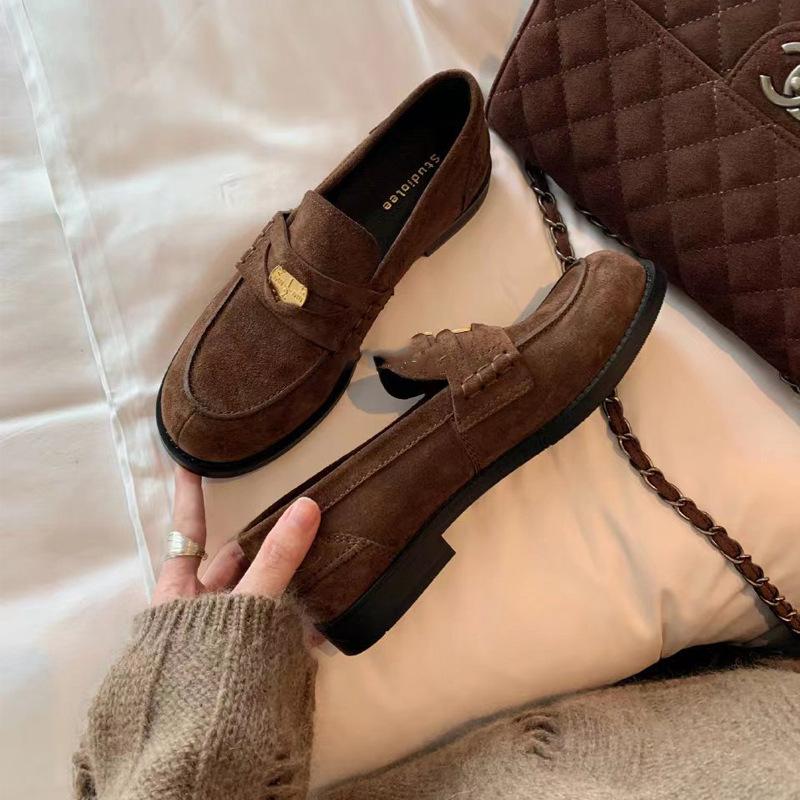 The same spring new British retro polished small gold coin loafer single shoes women's small leather shoes