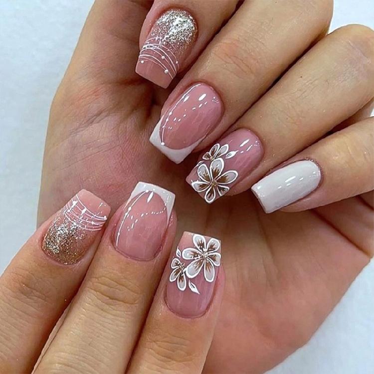 24pc Christmas Snowflake Press On Nail Black Winter Artificial Nail With Quick Application For Festive Celebrations