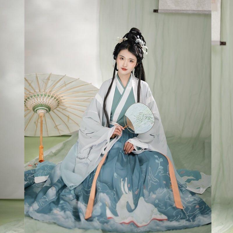 Hanfu ve stylu čínské dynastie Wei a Jin pro muže a ženy Jednodílný perforovaný sukně s límečkem a pasem