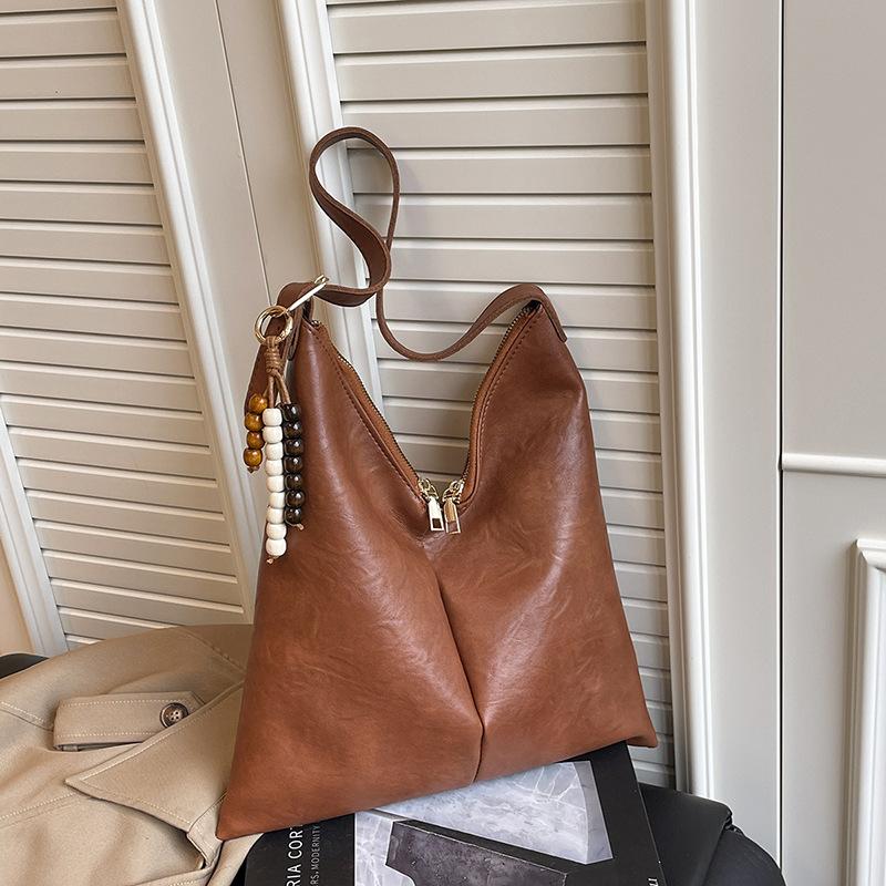 Autumn and winter retro large-capacity commuter bag women's new shoulder bag slack work tote bag