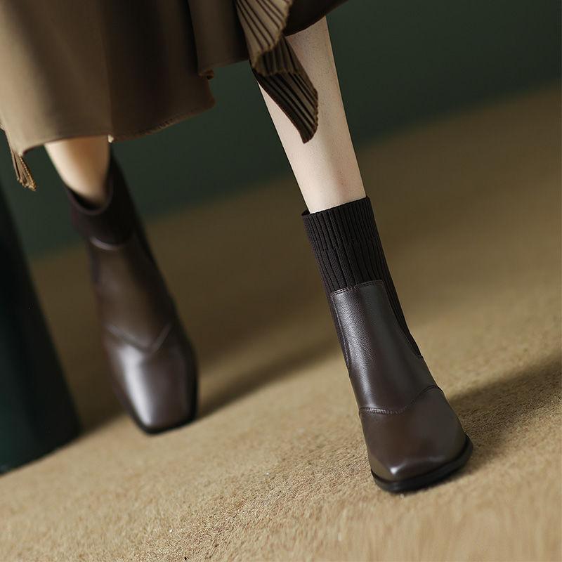 Franske retro tynne støvletter dame tykk hæl korte støvletter firkantet tå medium hæl elastiske sokkestøvletter slanke Martin-støvletter utenlandsk stil super allsidige