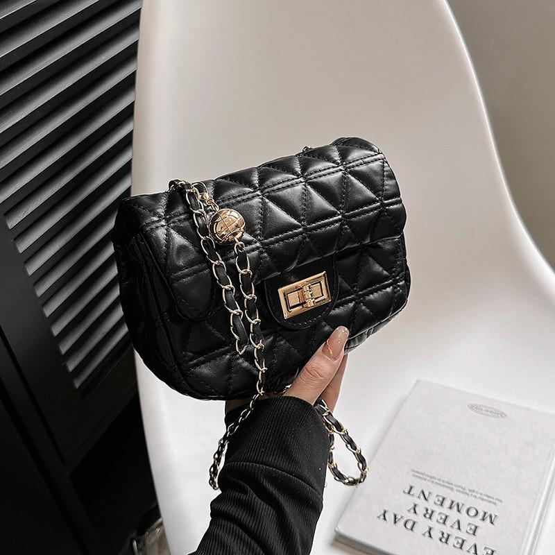 Stylish Small Square Bag Womens New Trendy Spring Summer Chic Quilted Chain Bag