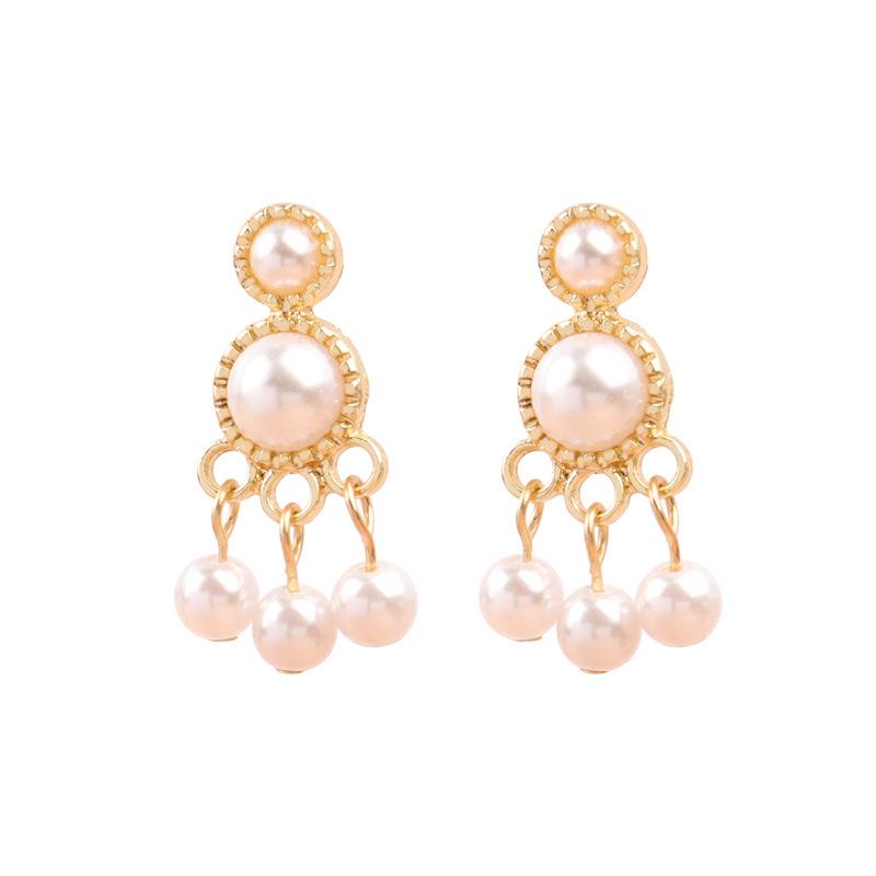 Retro Pearl Tassel Earrings - Trendy French S925 Silver Needle Ear Clips for Women