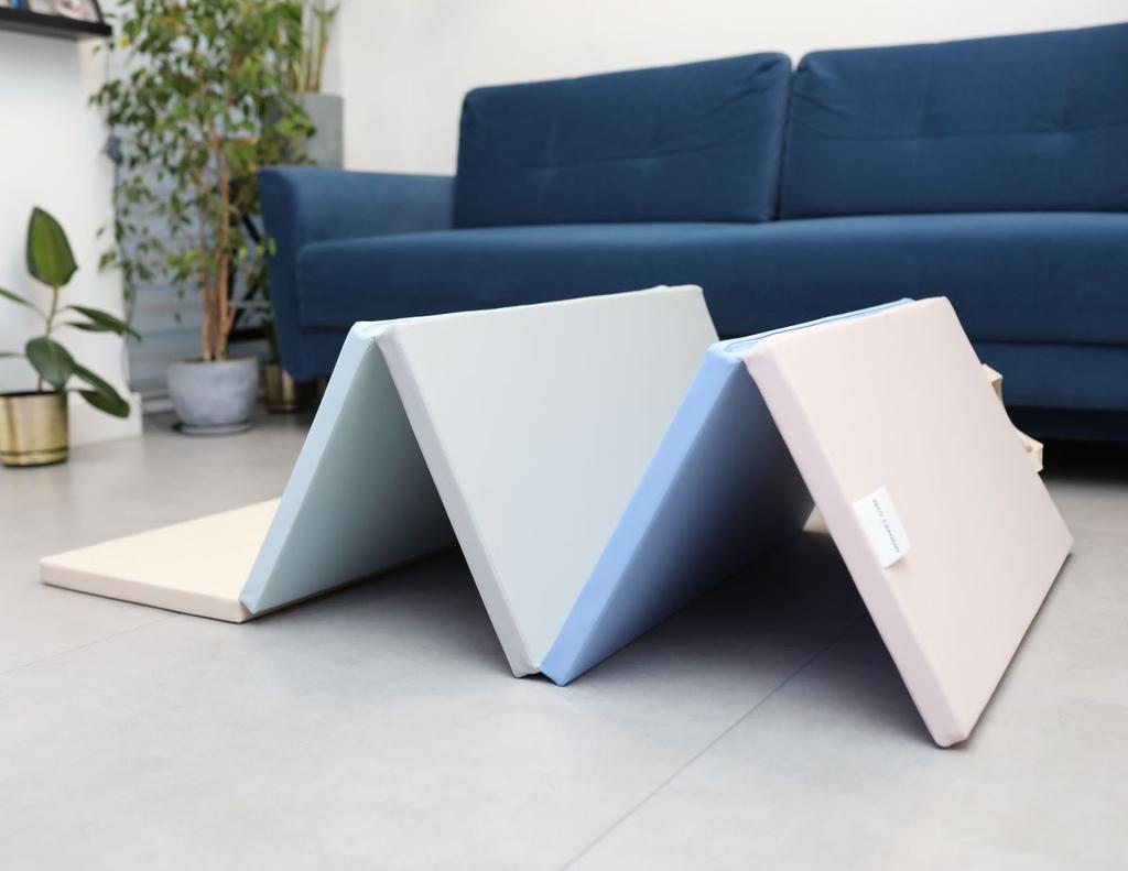 Gymnastic mattress Satellite 195x75x3 cm five-piece - pastel