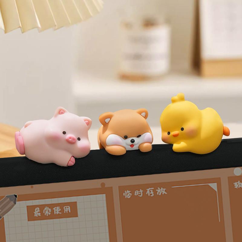 Creative Cartoon Party Park Cute Mini Car Widget Office Desktop Decoration Cute Little Pink Pig Cat Desktop Figurines Miniatures
