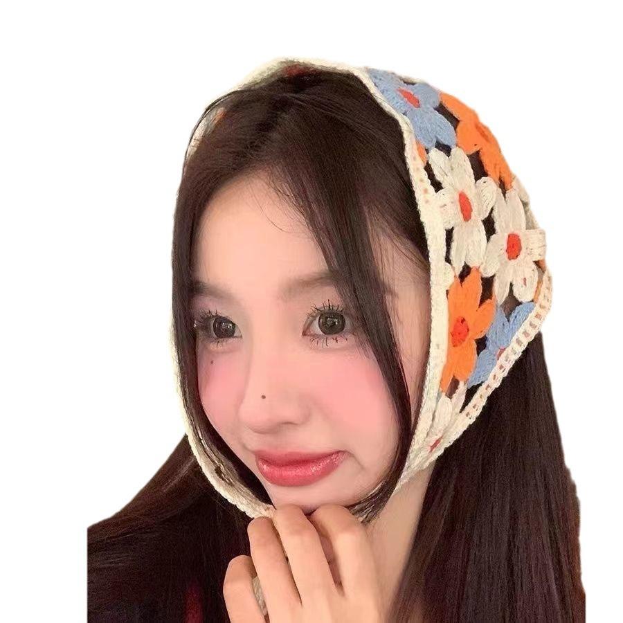 Triangle towel cute flower dopamine French retro headscarf spring and summer travel sweet literary knitting hollow straps