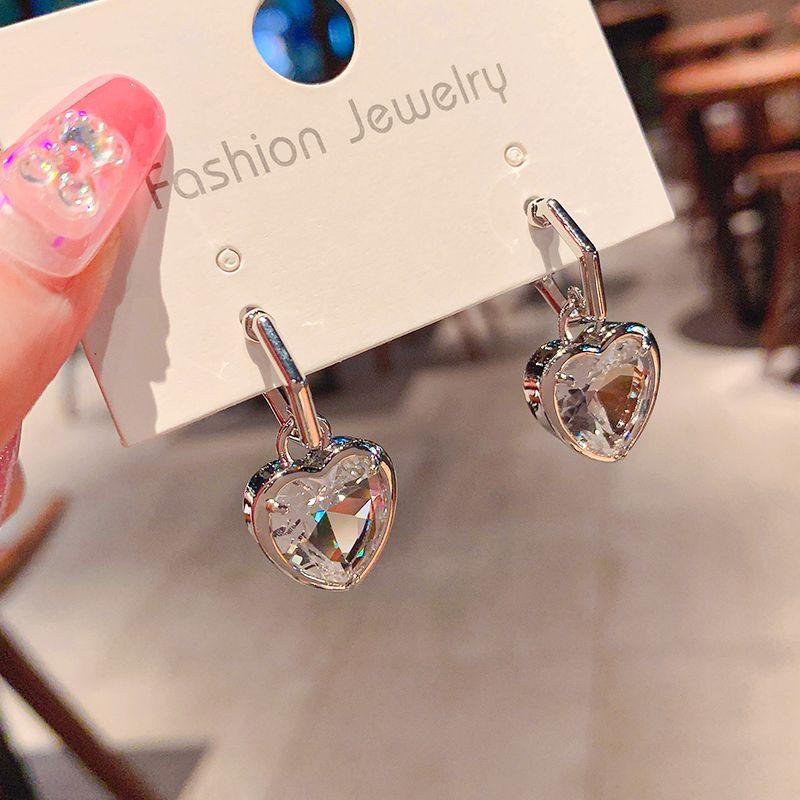 

French Zircon Transparent Love Heart Earrings Refined Grace Fancy Niche Style Ear Ring Ear Rings 2025 New Arrival Tide Silver