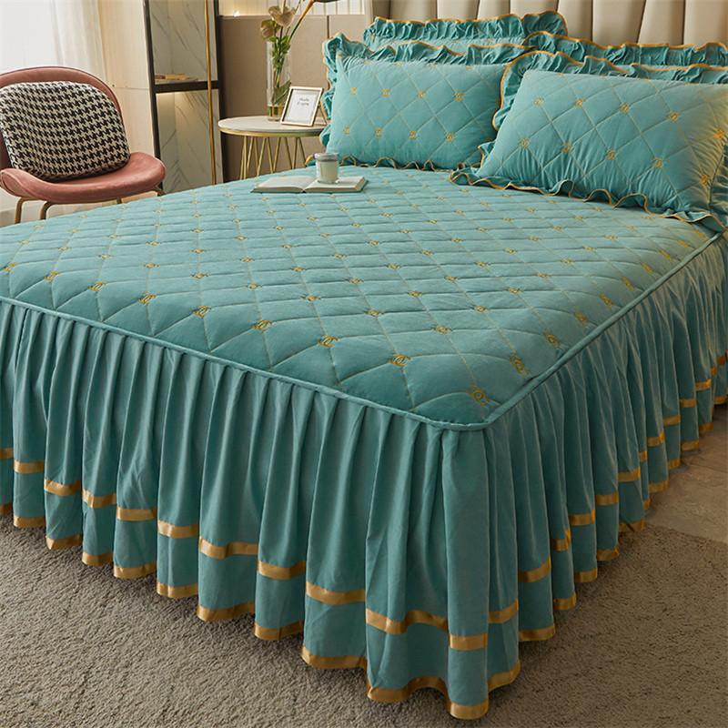 Luxury Green Quilted Bedspread On The Bed Queen Bed Skirt Single-piece Anti-slip Bed Sheet with 45cm Height Skirt Home Textiles