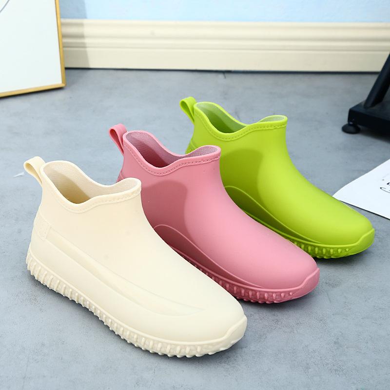 Rain shoes women's non-slip water shoes fashionable adult waterproof shoes kitchen shallow mouth work shoes fashionable