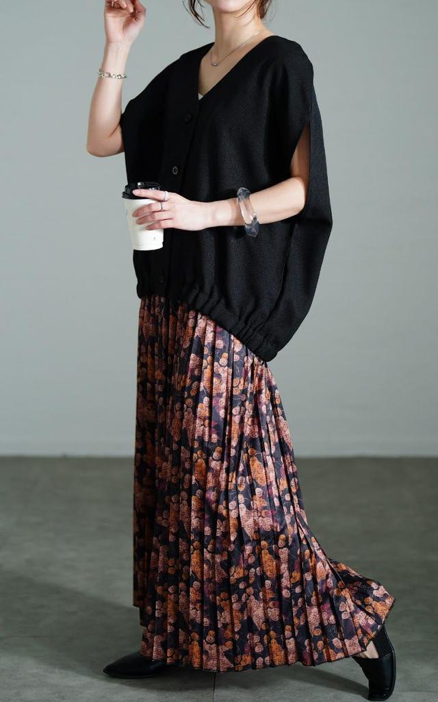 Gold Japan Plus Size Short Dolman Balloon Solid Black Women's Top, Shirt/Blouse, Sleeve, Style, V-Neck, Pockets, Print, Color, Spring, Summer, Autumn,