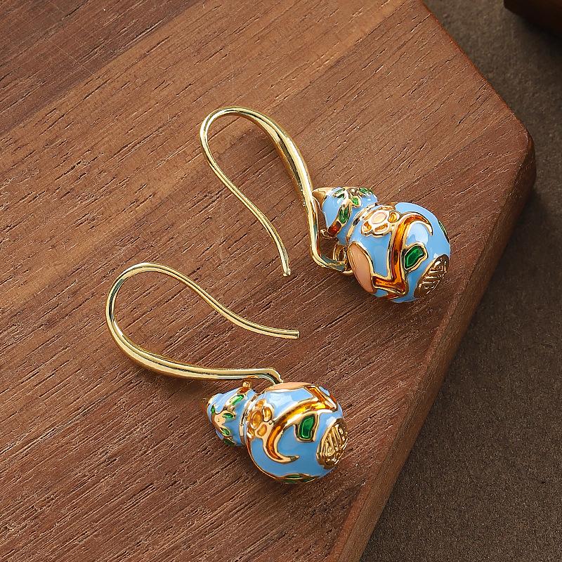 Guochao retro personalized enamel dripping Fulu gourd earrings, light luxury elegant and advanced small fragrant wind earrings синий