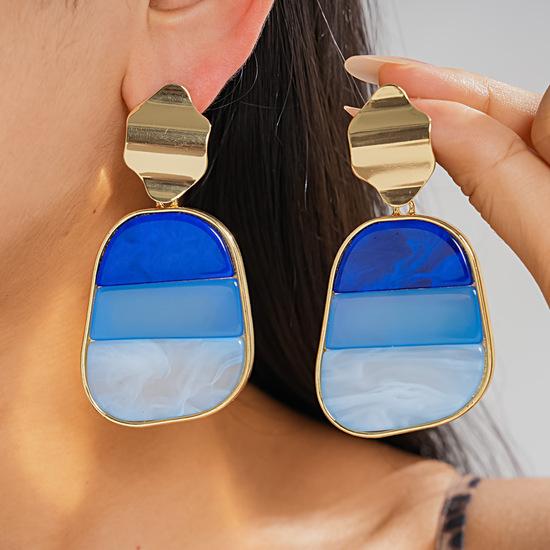 Two-tone acrylic square geometric silver needle earrings, unique dopamine studs, high-end earrings for women