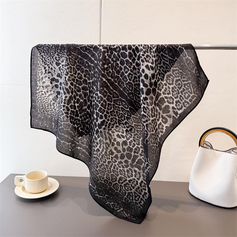 Style Leopard Print Herringbone Cotton Linen Small Square Scarf Silk Imitation Velvet Headscarf Shawl Sunscreen Women