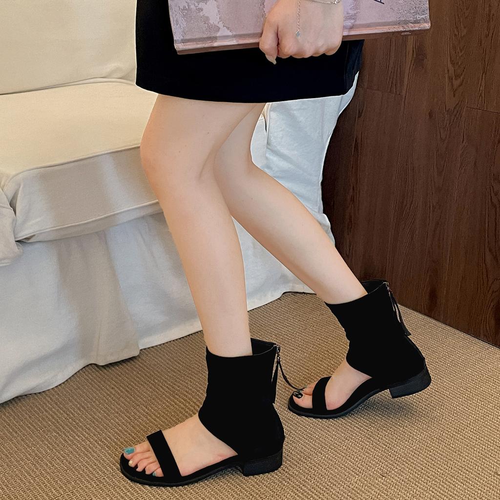 Fashion Temperament, High-end Thick-heeled Sandals for Women's Summer Wear 2025 New Models with Skirts, Retro Height-increasing Cool Boots