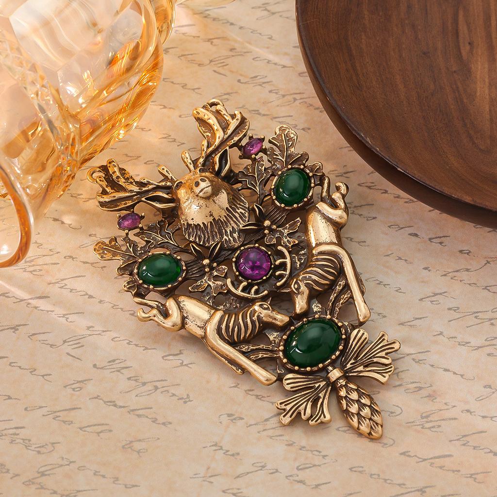 Broche Especial Medieval de Qingdao Planta Flor Animal Fofo Modelagem de Coroa Acessórios de Vestuário