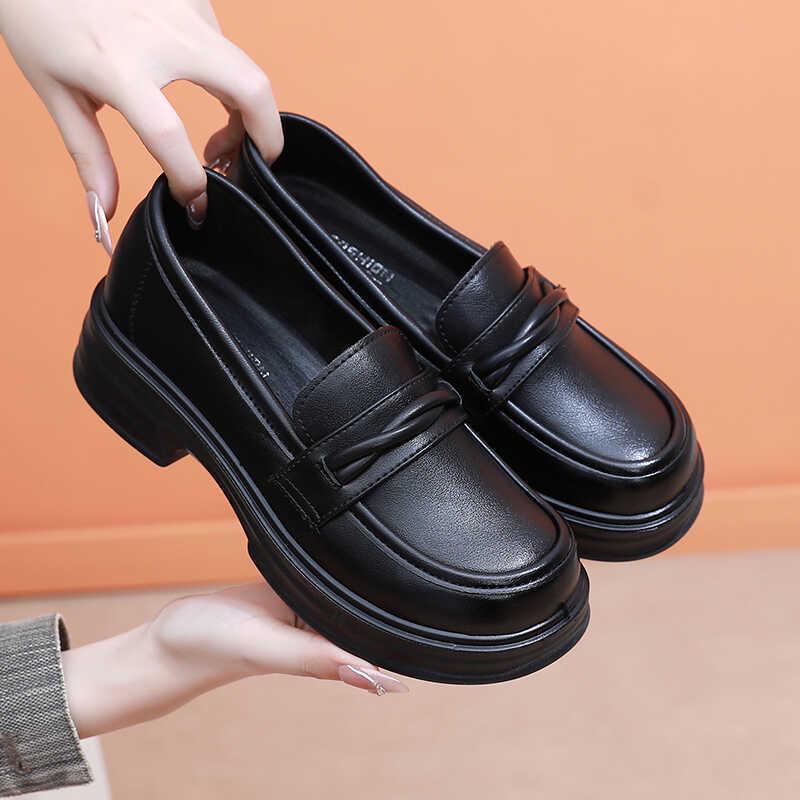 Черные легкие слипоны-лоферы для женщин - Толстоподошвенные удобные рабочие туфли для весны и осени 41 3680₽