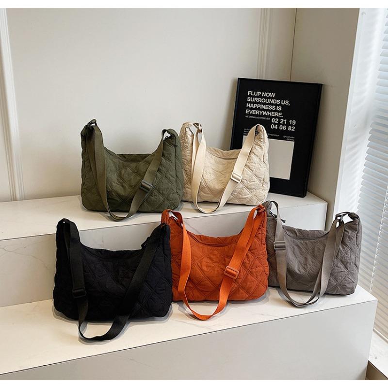 Women's bag new casual shoulder bag embroidery thread rhombus down cotton clothing bag women's dumpling messenger bag