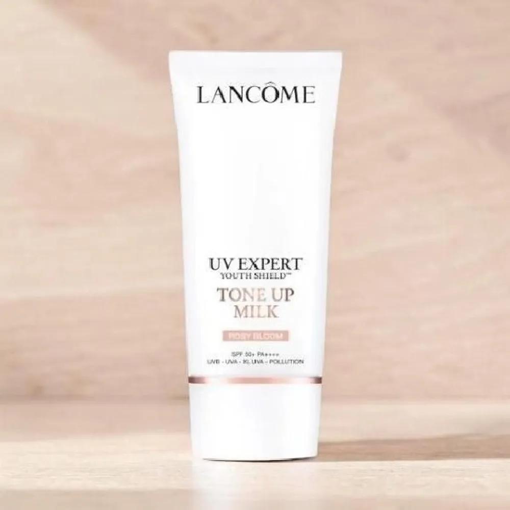 Lancôme UV Expert Youth Shield Tone-Up Milk Rosy Bloom 50ml