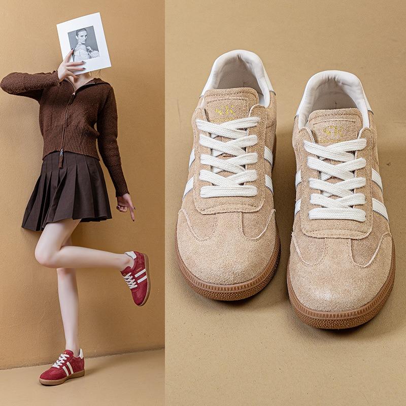 Thick-soled Lace-up Women's Autumn and Winter New Lightweight Breathable Soft-soled Campus Style Fashion Sports and Leisure Board Shoes