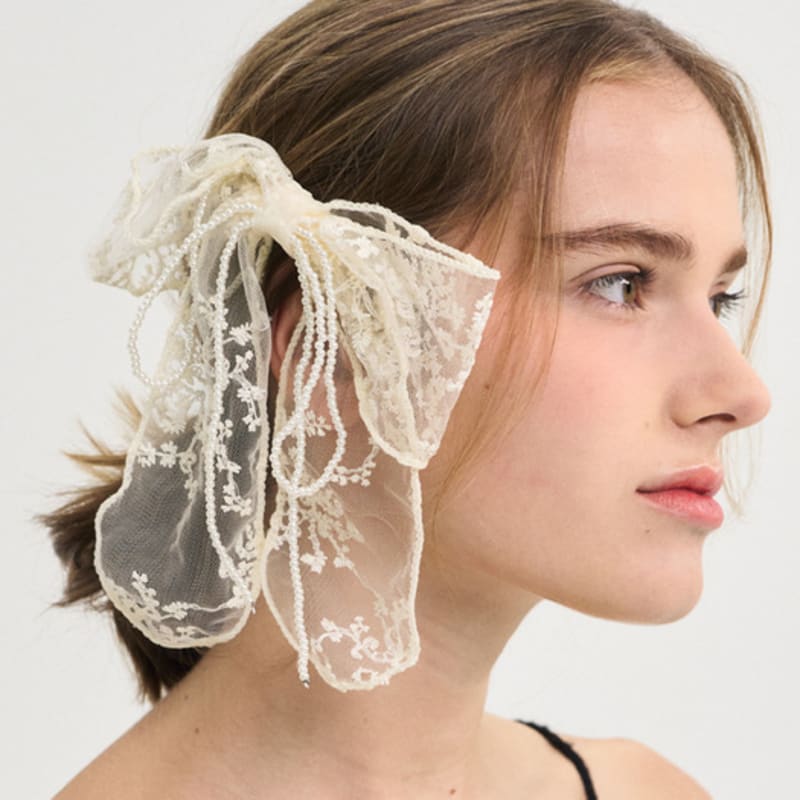 

SORRY TOO MUCH LOVE Lace Pearl Ribbon Hair Pin_Ivory SINGLE TYPE