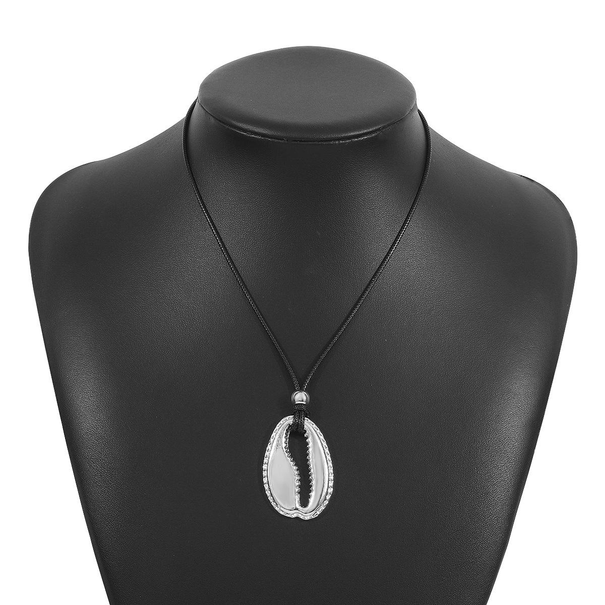 

European and American fashion temperament personalized simple shell necklace earrings, retro high-end design tooth shell accessories