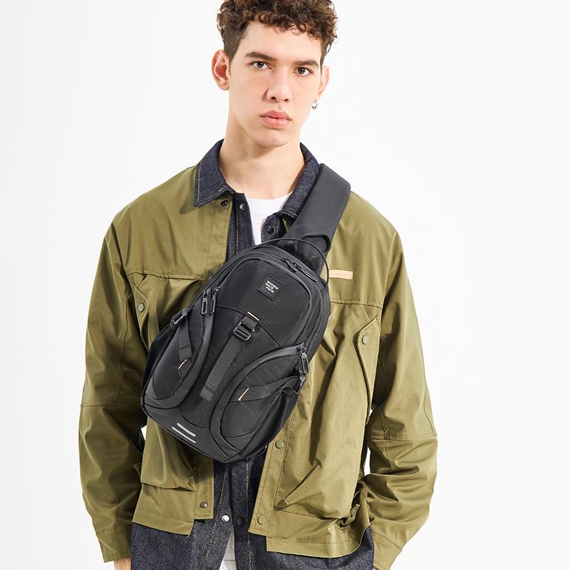 New Fashion Men's Chest Bag Multifunction Outdoor Climbing Riding Bag Pack Male Fanny Pack Causal Phone Bag Student Shoulder Bag